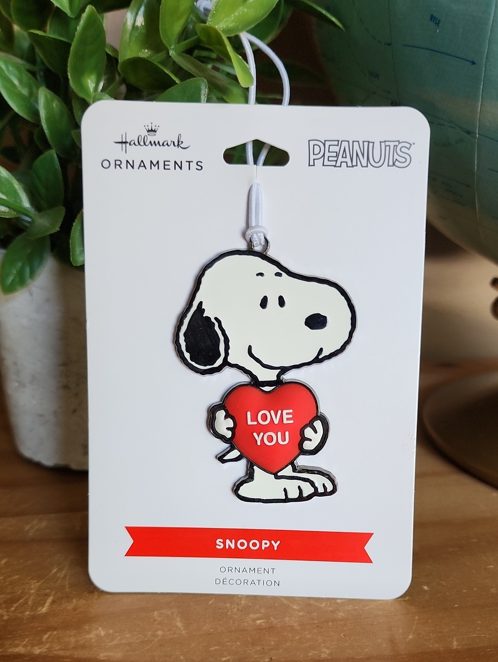 Hallmark Peanuts Snoopy '  Love You' Ornament - New